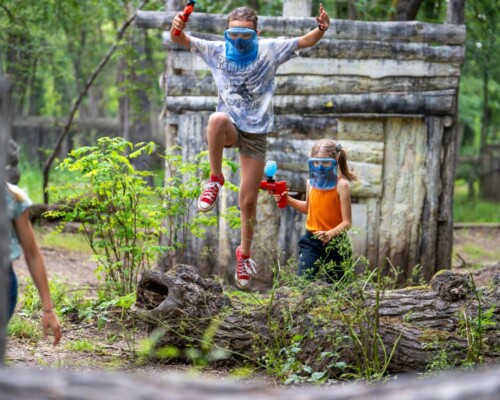 Paintball enfant Adventure Camp Ardèche Vallon Ruoms Joyeuse